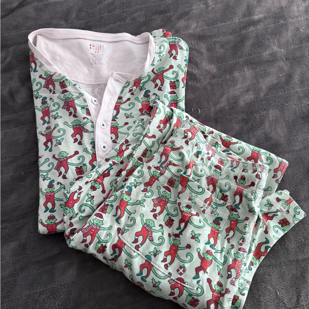 Roller Rabbit Men's Pajama Set - Green and Red Monkey Print